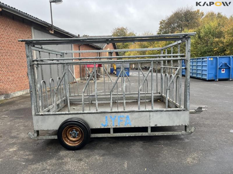 JYFA cattle trailer 4