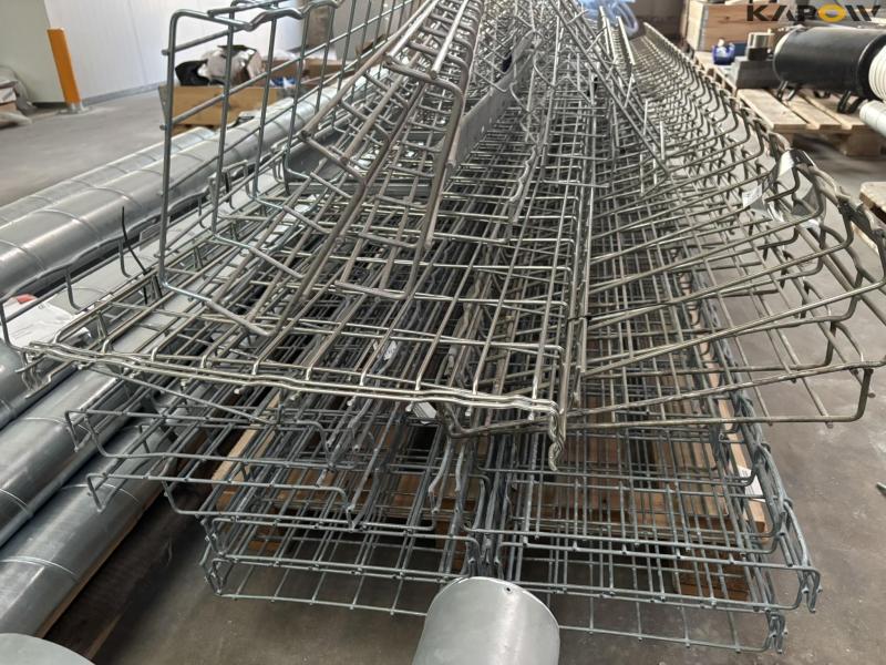 Cable grid trays 9