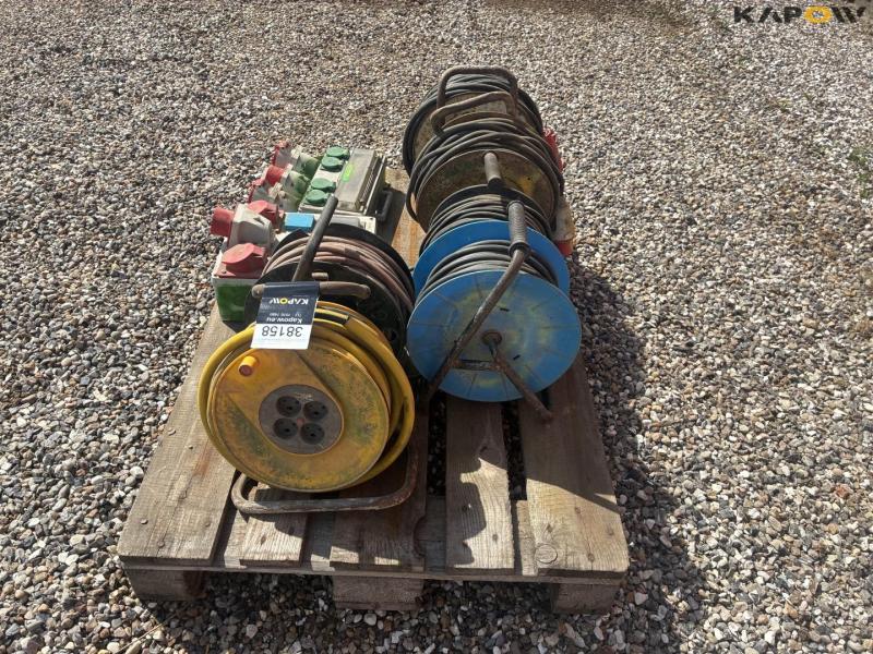 Cable reels and electrical panels 6