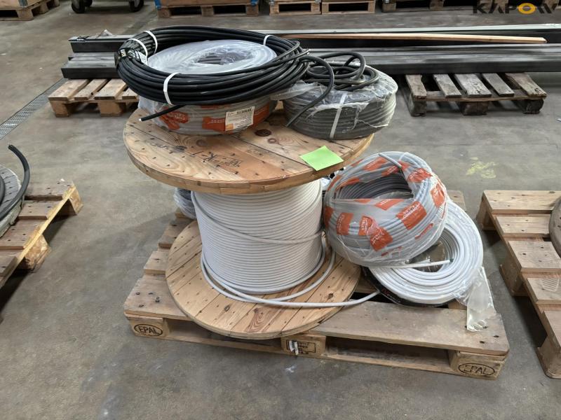 Cable drums with cable and wires 3