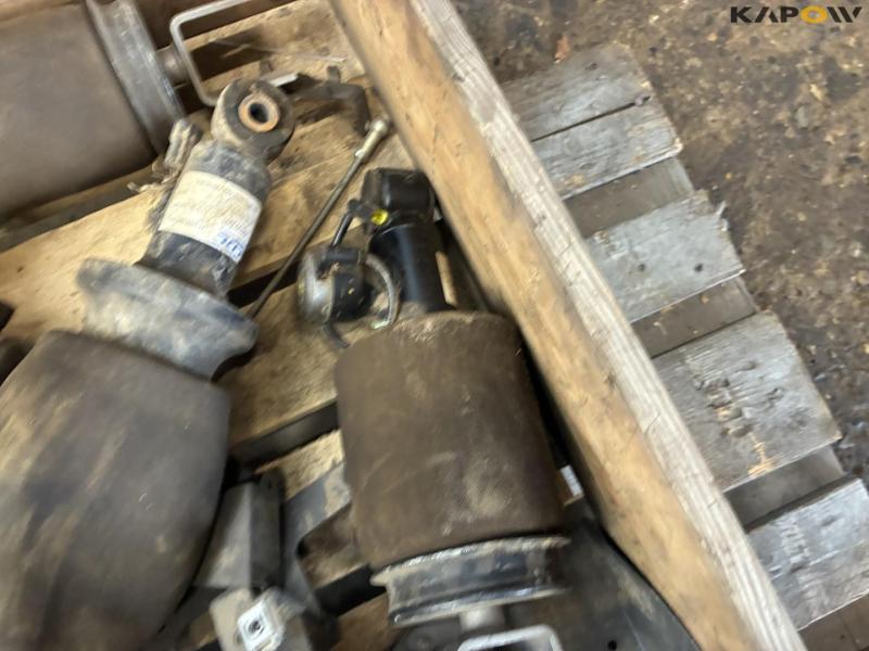Cabin air suspension for Valtra S4 series 20