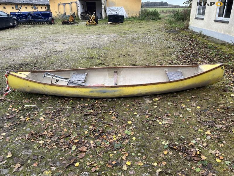 Canoe 8