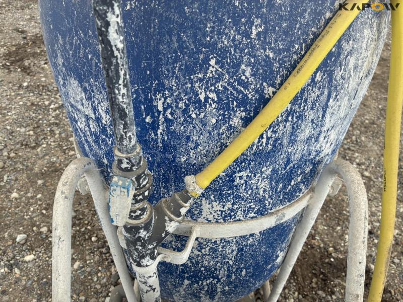 Lime sprayer 6