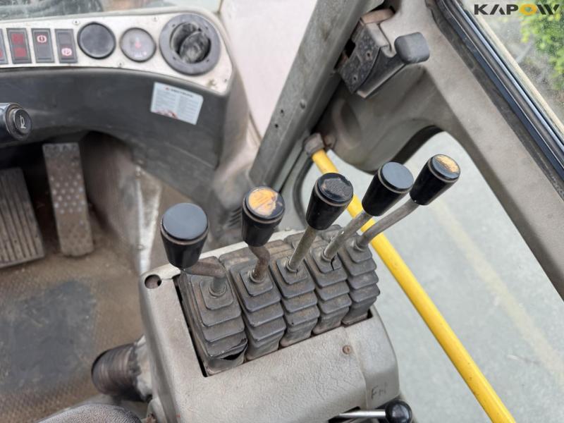 Kalmar DCD556 forklift 26