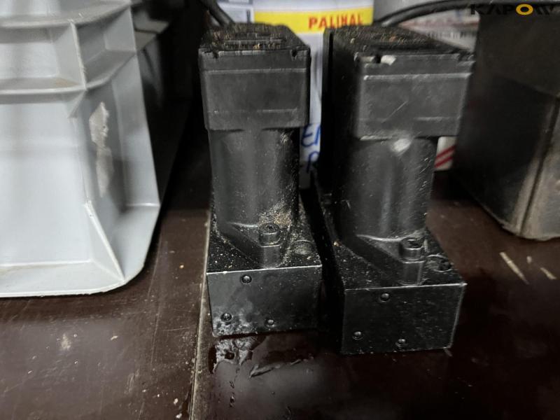 Boxes with tools and spare parts 27