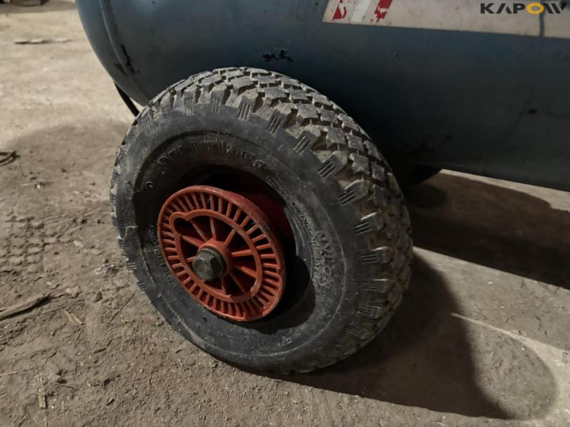 KGK 50/32 compressor 9