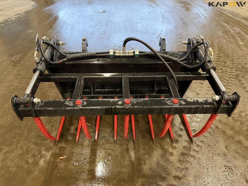 Kirk silo claw with Weiderman hitch 2