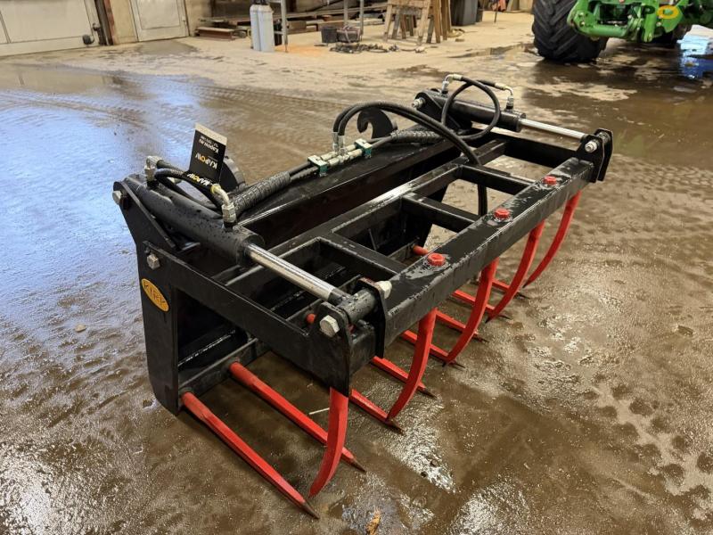 Kirk silo claw with Weiderman hitch 3