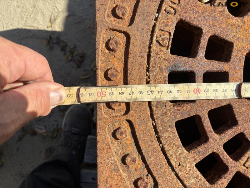 Sewer grates with square fixed frame 10 pcs. 19