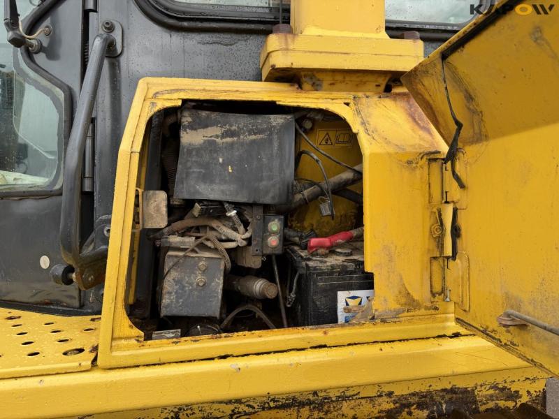 Komatsu D65PX dozers 33