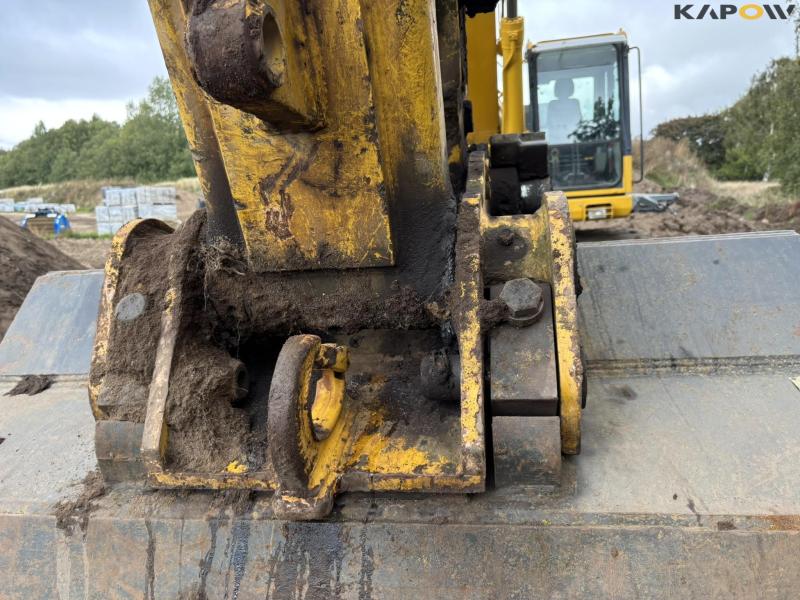 Komatsu PC 450 LC-8 excavator 12
