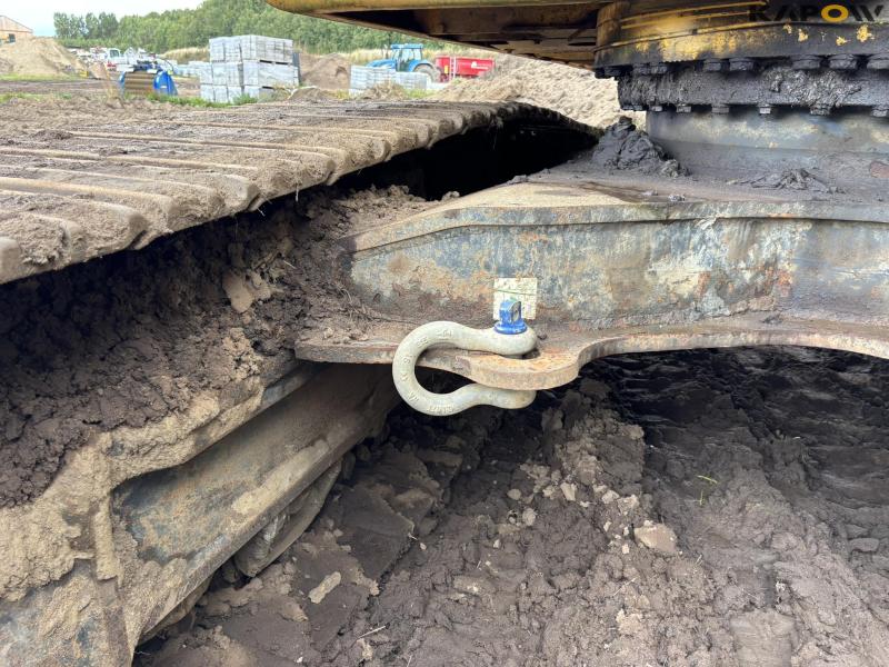 Komatsu PC 450 LC-8 excavator 23