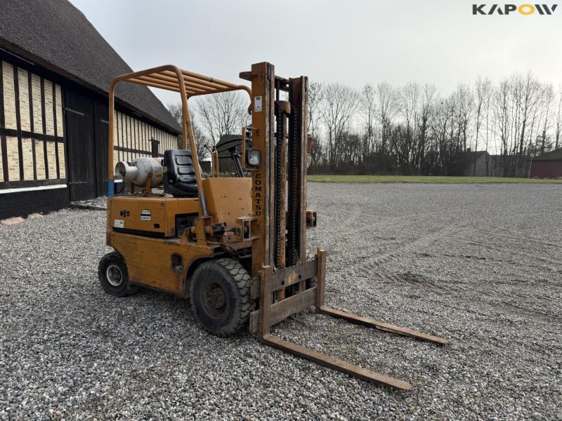 Komatsu GF15 forklift 3