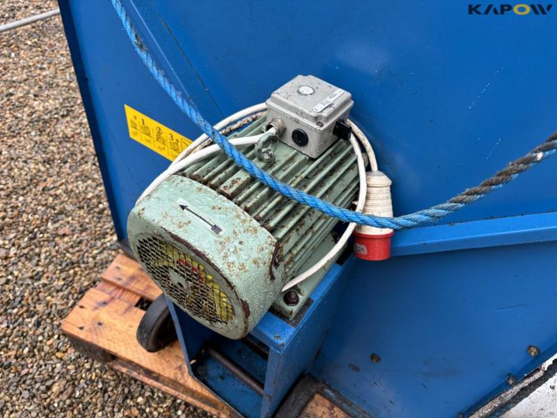 Kongskilde fan and auger 11