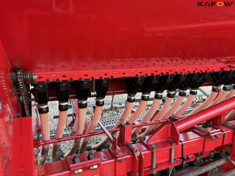 Kongskilde Demeter Classic 4000A seed drill 18