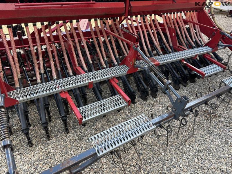 Kongskilde Demeter Classic 4000A seed drill 31