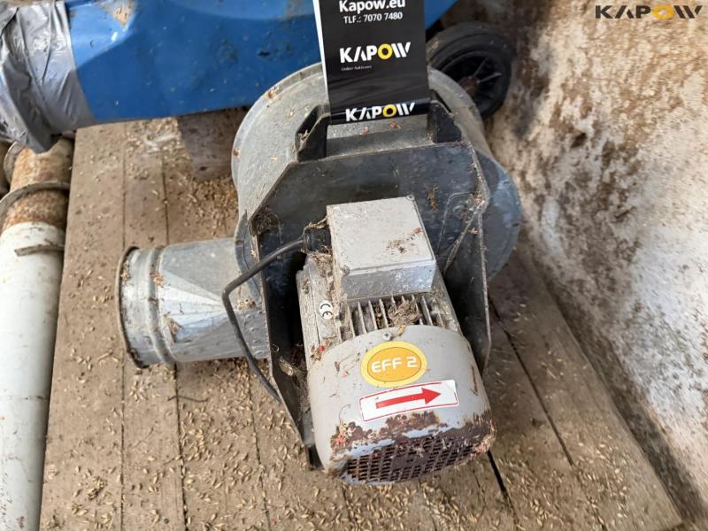 Kongskilde grain blower 17