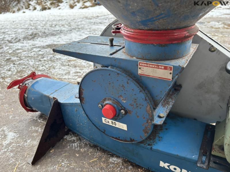 Kongskilde grain transport equipment 12