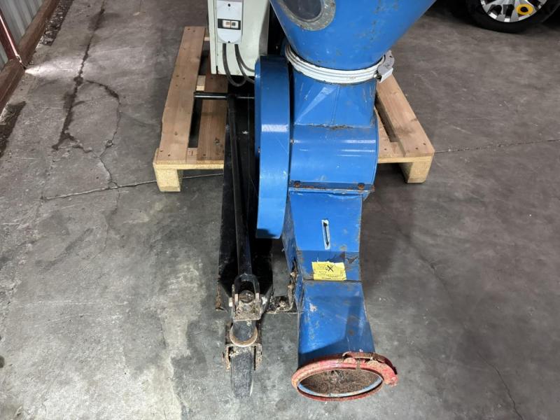 Kongskilde suction/pressure blower 16