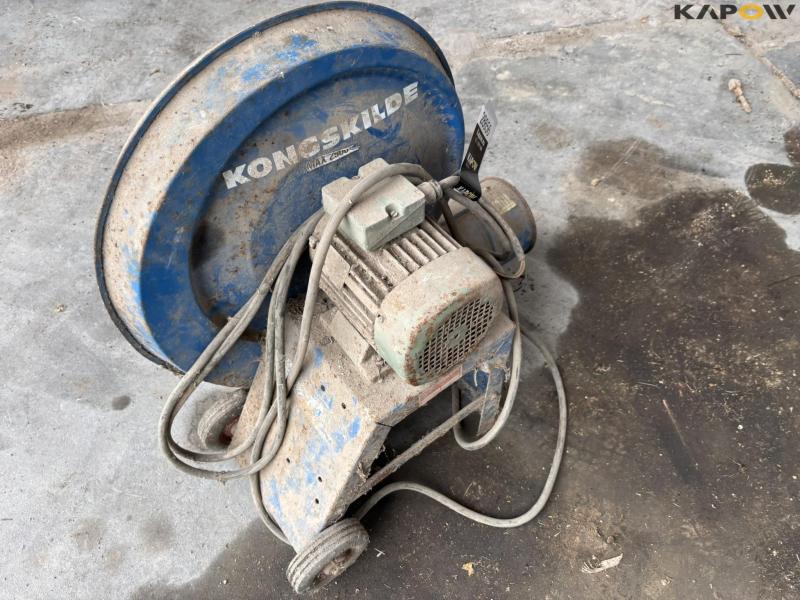 Kongskilde TRL-20 grain blower 2