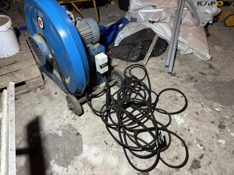 Kongskilde TRL 40 grain blower 2