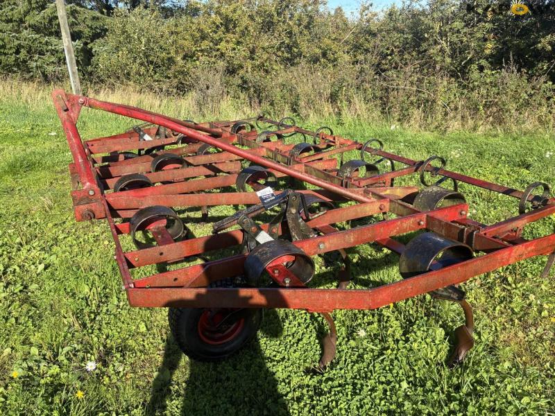 Kongskilde vibraflex stubble harrow 8