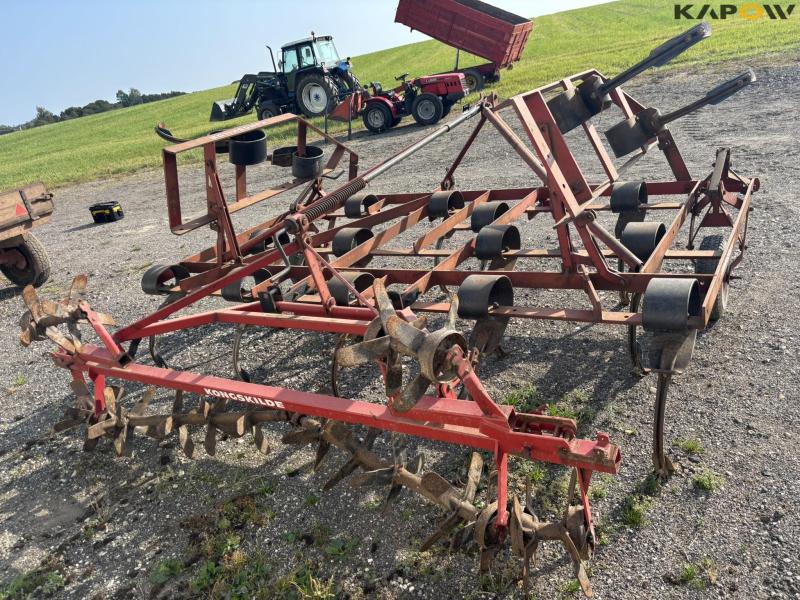 Kongskilde Vibroflex 17 TDS. with spades roller after harrow 6