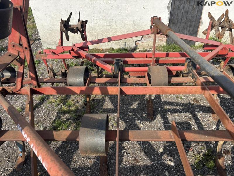 Kongskilde Vibroflex 17 TDS. with spades roller after harrow 21