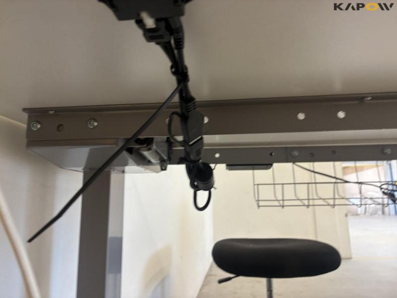 Office/Warehouse equipment 25
