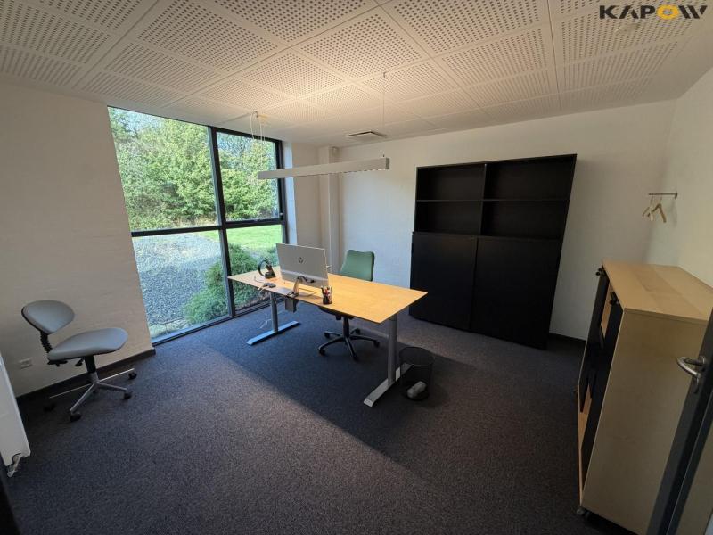 Office furniture 1