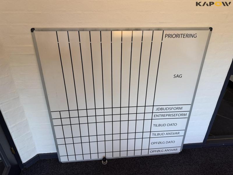 Office furniture 12