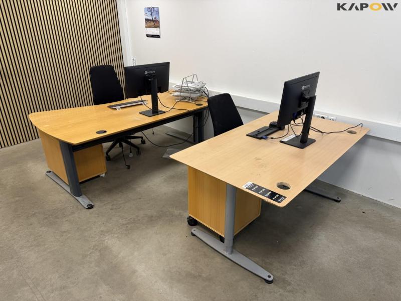 Office furniture 1