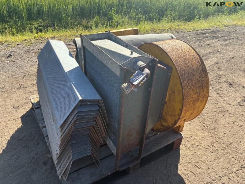 Grain blower with kailofaire and channels 2