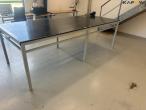 Heavy duty table with vise 5