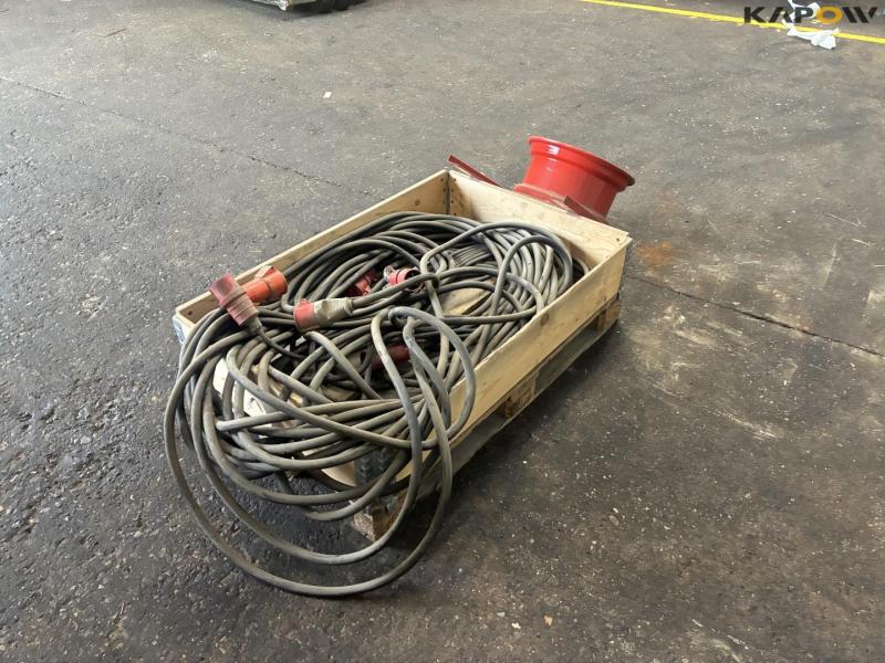Heavy duty rubber cables 5