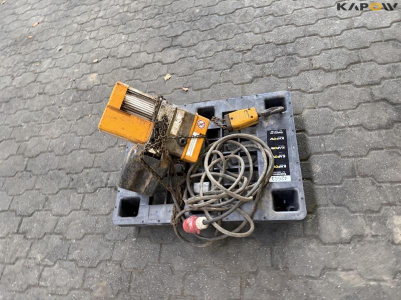 Crane 6