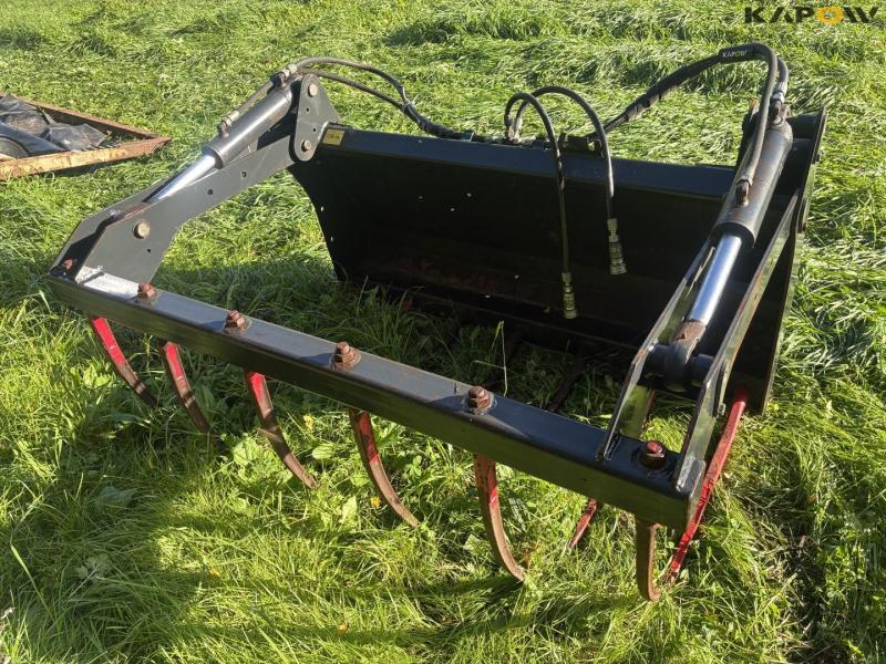 Krokodyl attack claw with Euro hitch 1