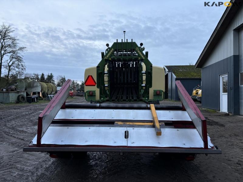 Krone Big Pack 4X4 baler with bale trailer 5