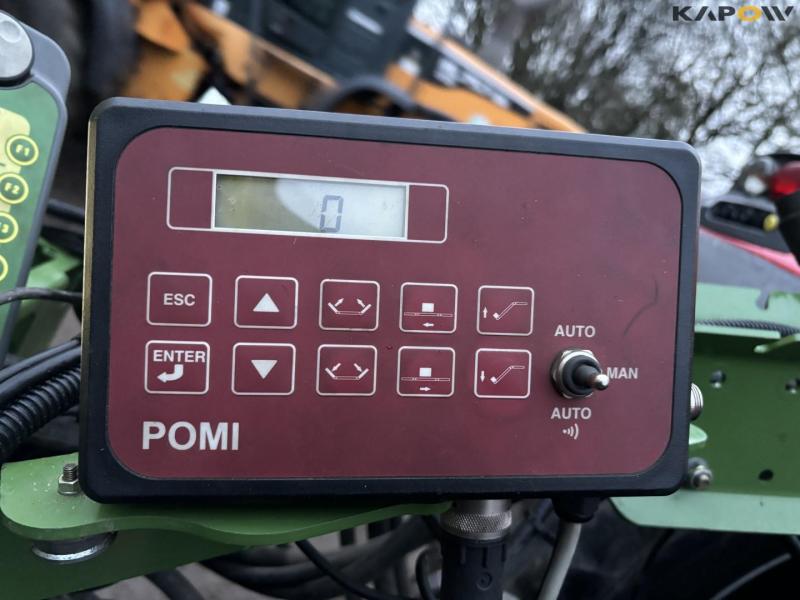 Krone Big Pack 4X4 baler with bale trailer 91