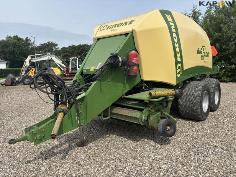 Krone BigPack 890 XC baler 1