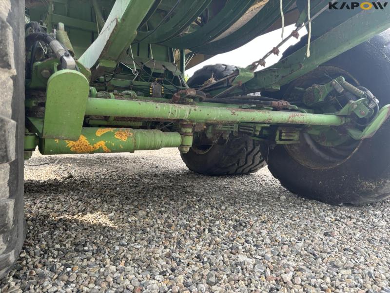 Krone BigPack 890 XC baler 61