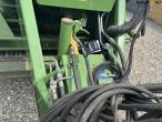 Krone BigPack 890 XC baler 14