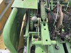Krone BigPack 890 XC baler 94