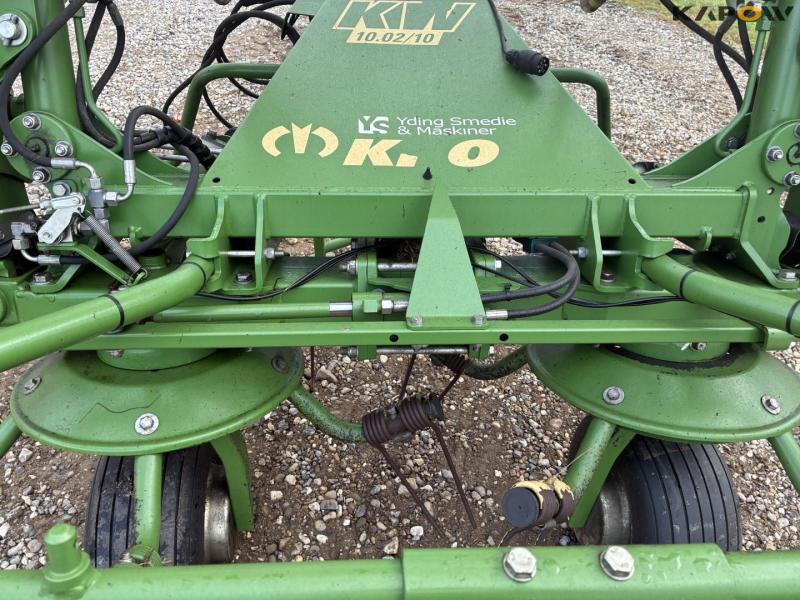 Krone KW 10.02/10 tedder/spreader 15