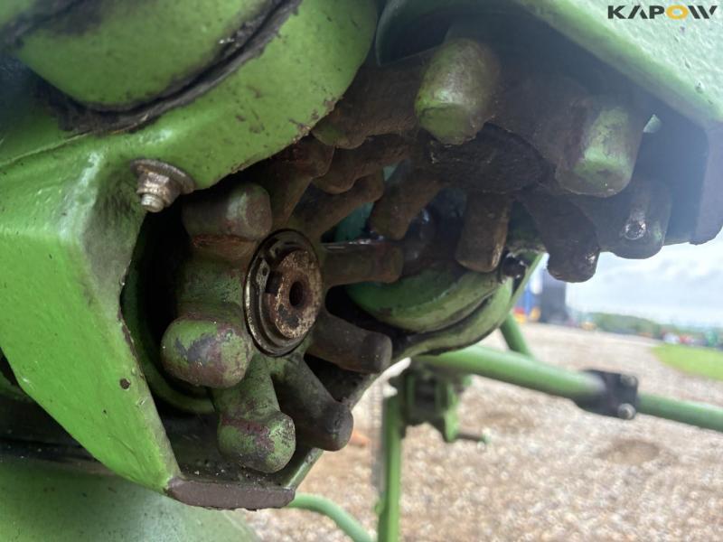 Krone KW 10.02/10 tedder/spreader 22