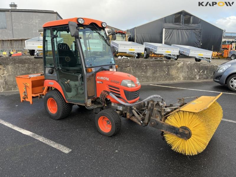 Kubota BX 2350 compact tractor with sweeper and salt spreader 3