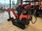 Kubota mini excavator with 4 buckets 17
