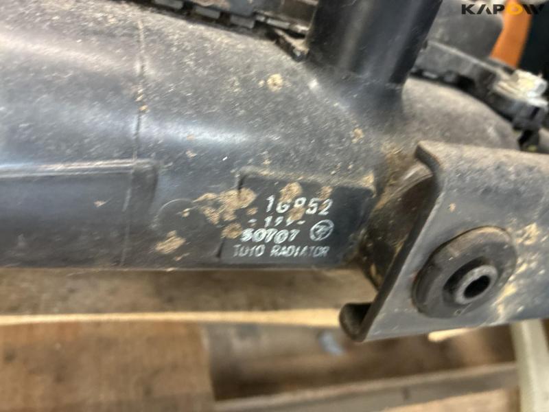Kubota engine with cooler and hydraulic pump 28