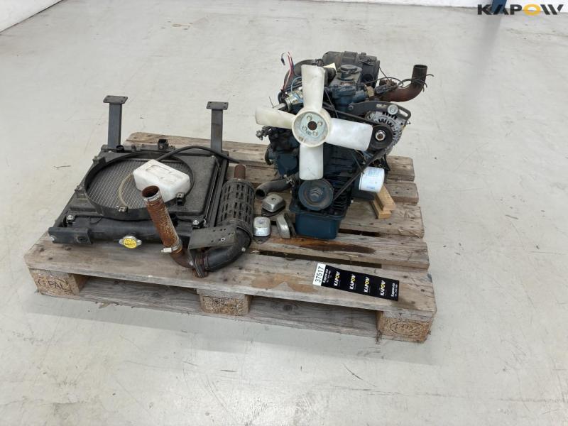 Kubota engine with cooler and exhaust 2