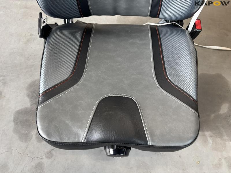 Kubota seats with armrests 2 pieces - new 10